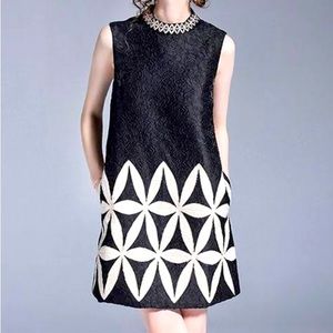 Black Jacquard Embroidered Sleeveless Short Dress
